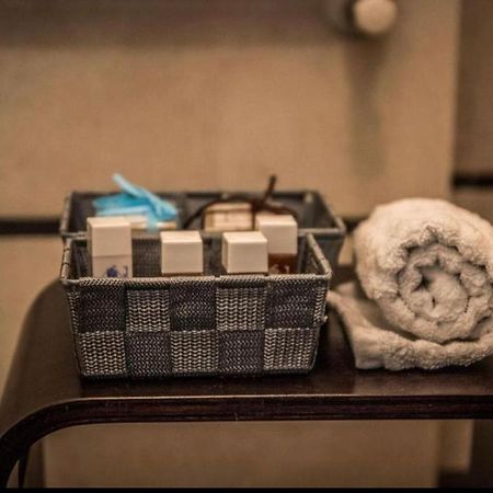 Piazza Italia Luxury Apartment キアンチャーノ・テルメ エクステリア 写真