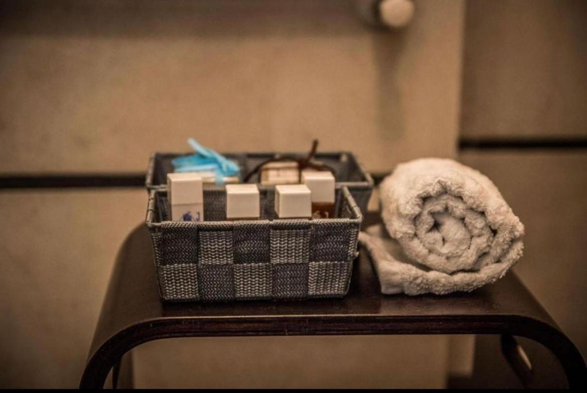 Piazza Italia Luxury Apartment キアンチャーノ・テルメ エクステリア 写真