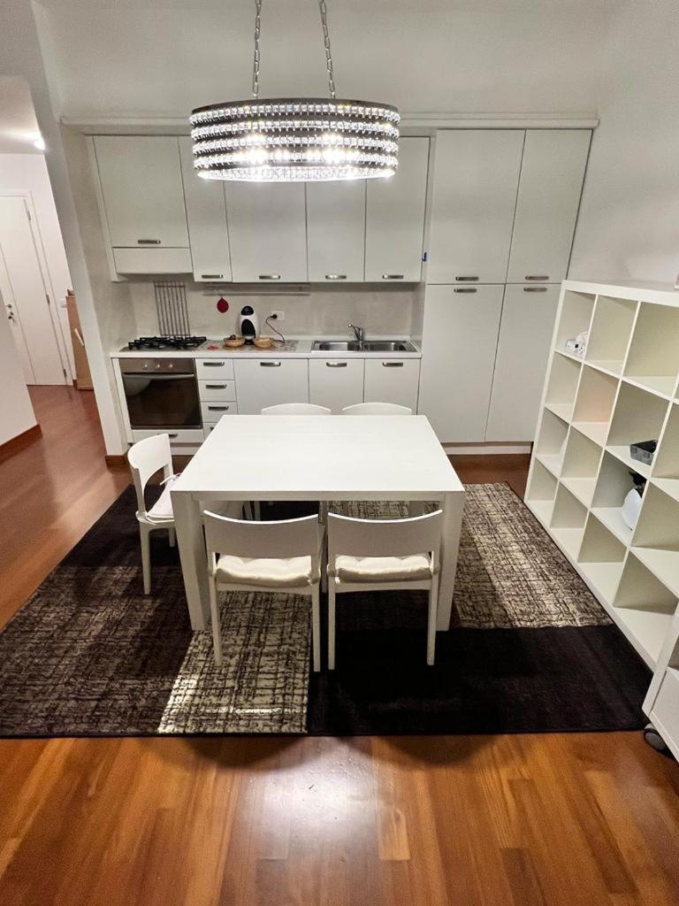 Piazza Italia Luxury Apartment キアンチャーノ・テルメ エクステリア 写真